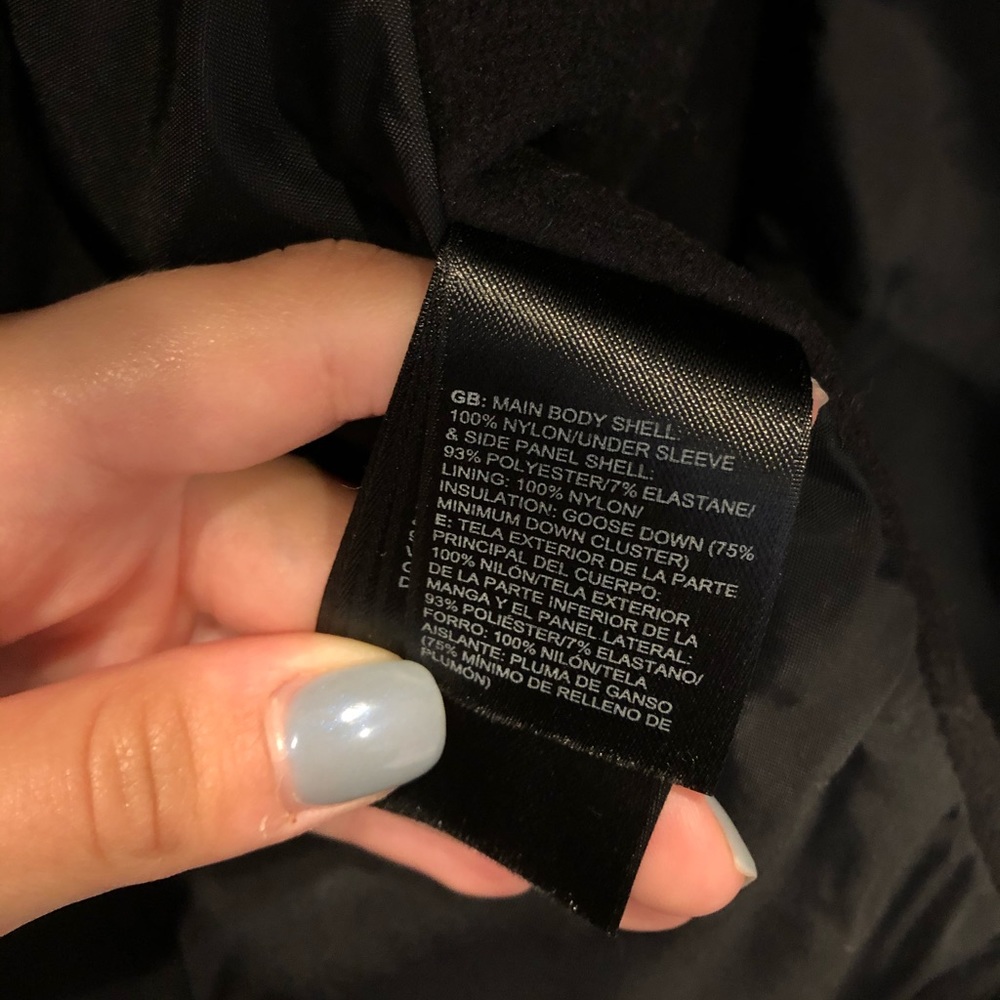 North Face Women’s Jacket - Picture 8 of 10